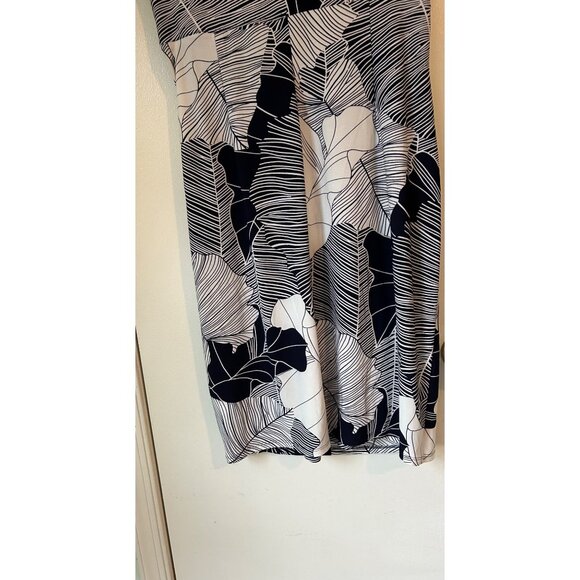 LAUREN RALPH LAUREN Dress Size 12 Black White Floral ruched Sleeveless stretch V - Picture 14 of 15